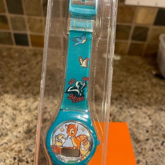Vintage Bambi and Thumped Disney Watch New! - Picture 3 of 11